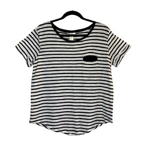 ***5/25*** H & M BASIC Short Sleeve Top